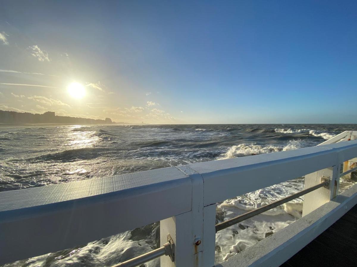 Seadream - Modern, Sunny With Big Terraces & Open View - Very Close To Sea, Beach, Shops, Restaurants & Beach Bars นิวว์ปอร์ท ภายนอก รูปภาพ
