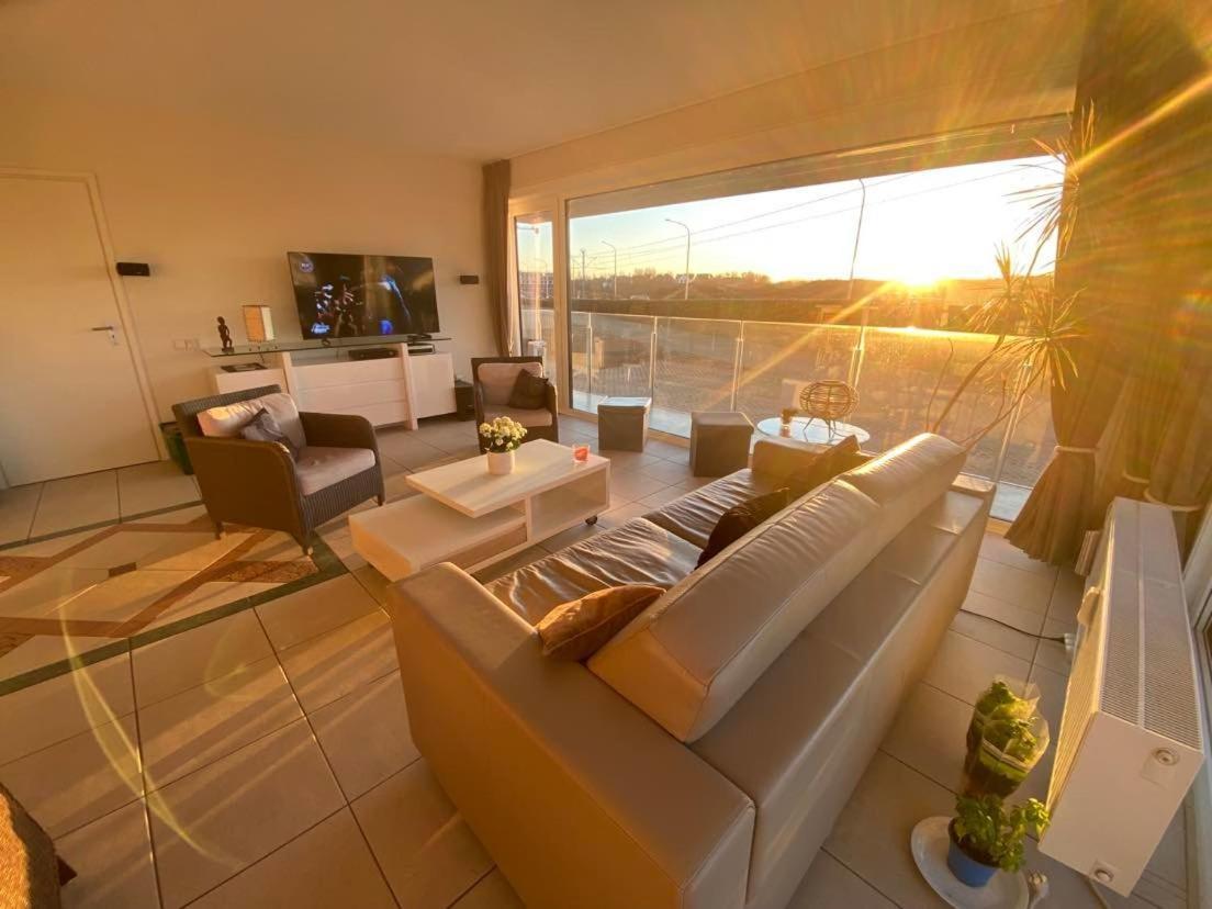 Seadream - Modern, Sunny With Big Terraces & Open View - Very Close To Sea, Beach, Shops, Restaurants & Beach Bars นิวว์ปอร์ท ภายนอก รูปภาพ